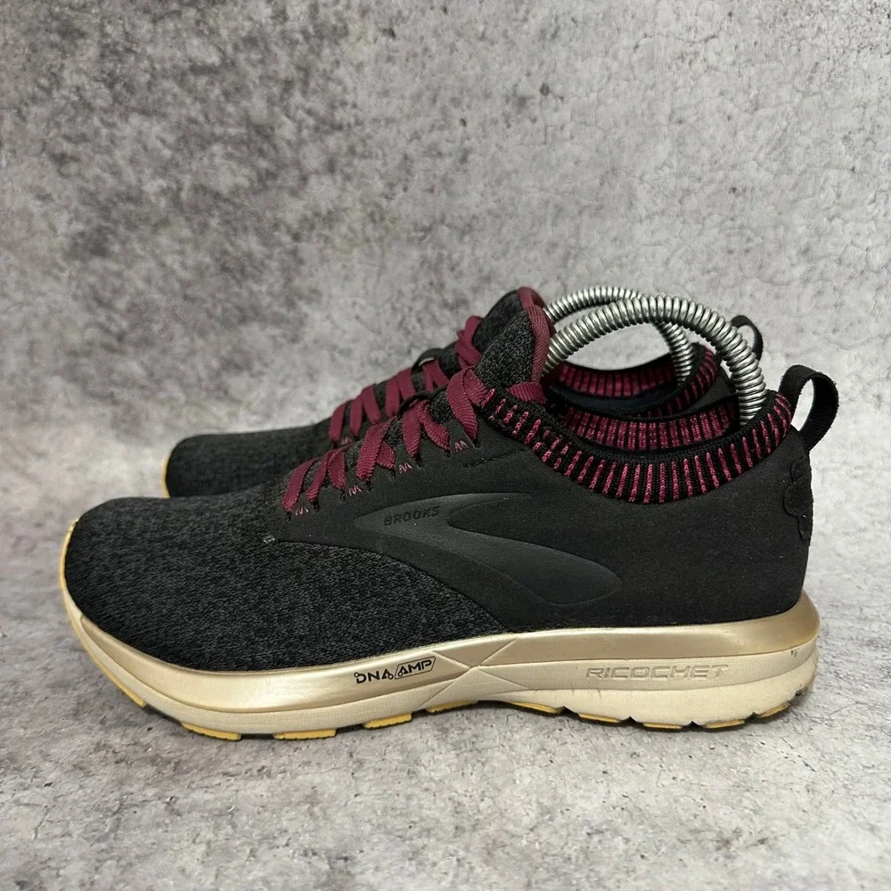 Brooks Ricochet LE Running Shoes Women Size 8 Black Maroon DNA AMP Comfort